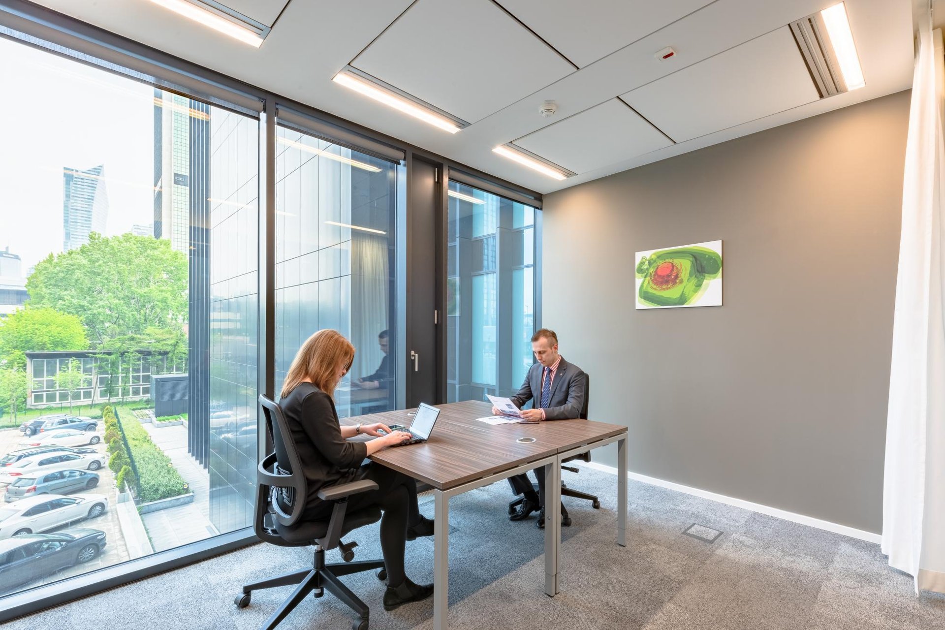 Office for 4 pers. in Regus Park Avenue