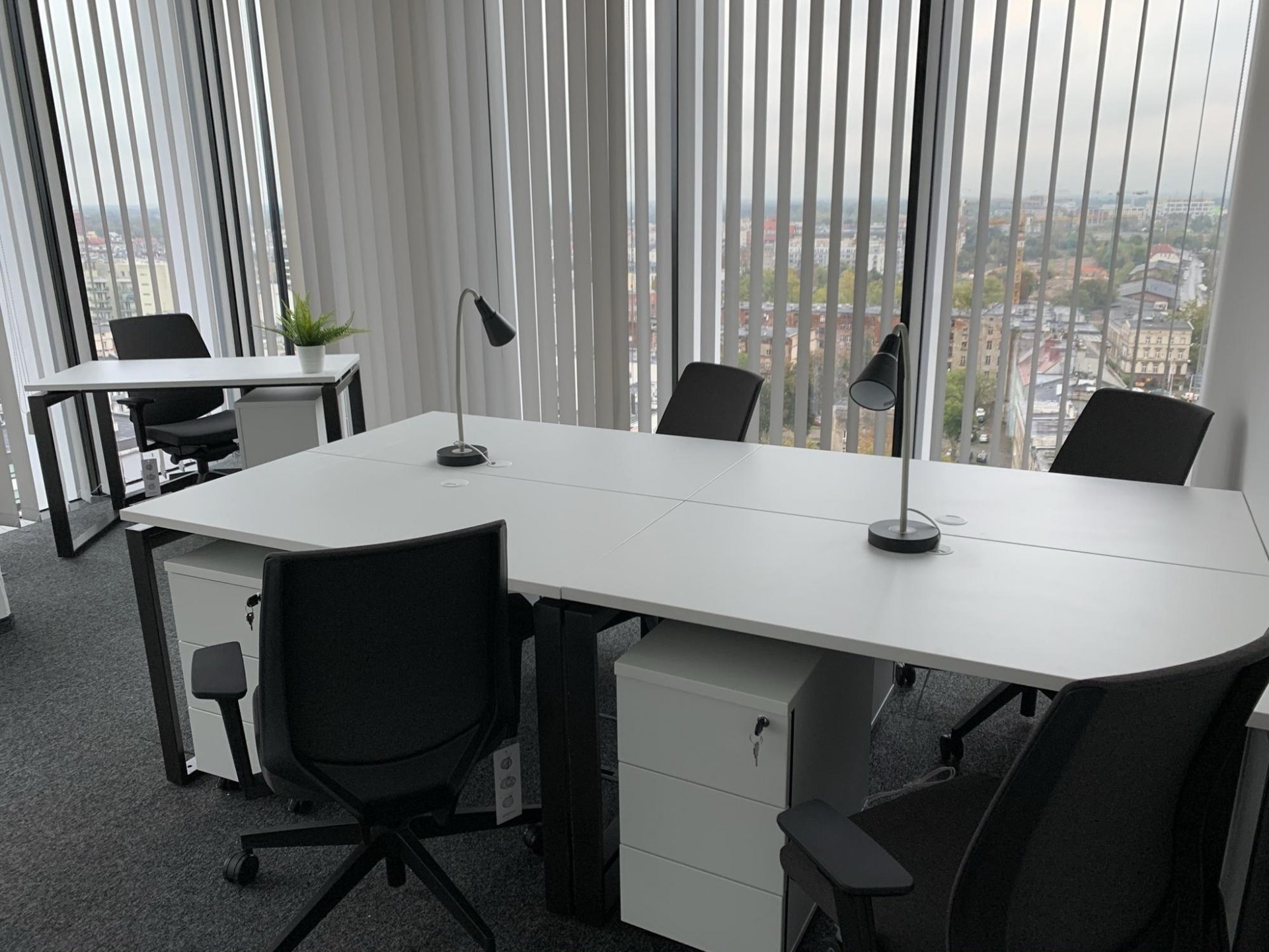 Office for 5 pers. in Silver Tower Center