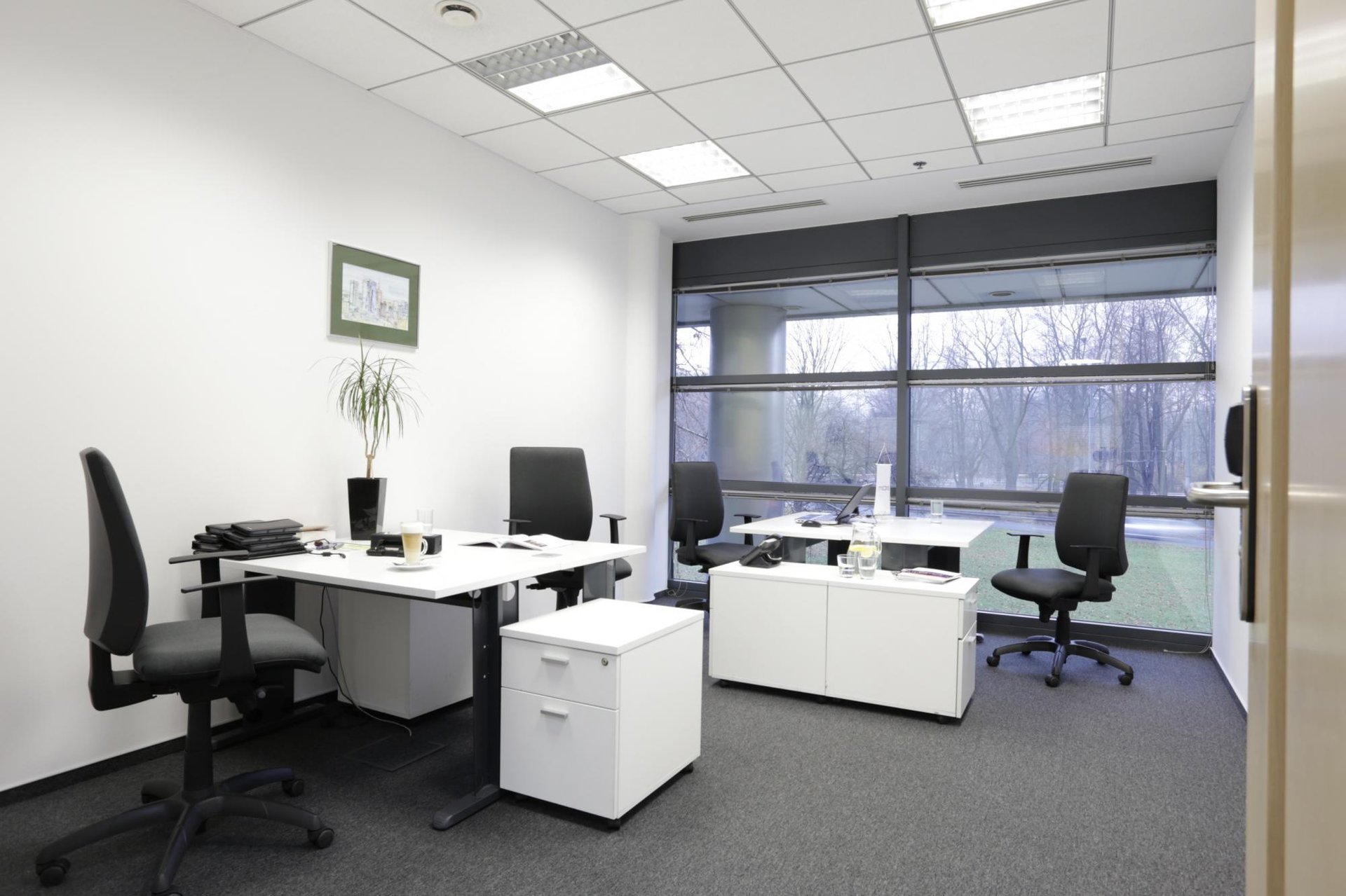 12 fős iroda itt: OmniOffice - Saski Point