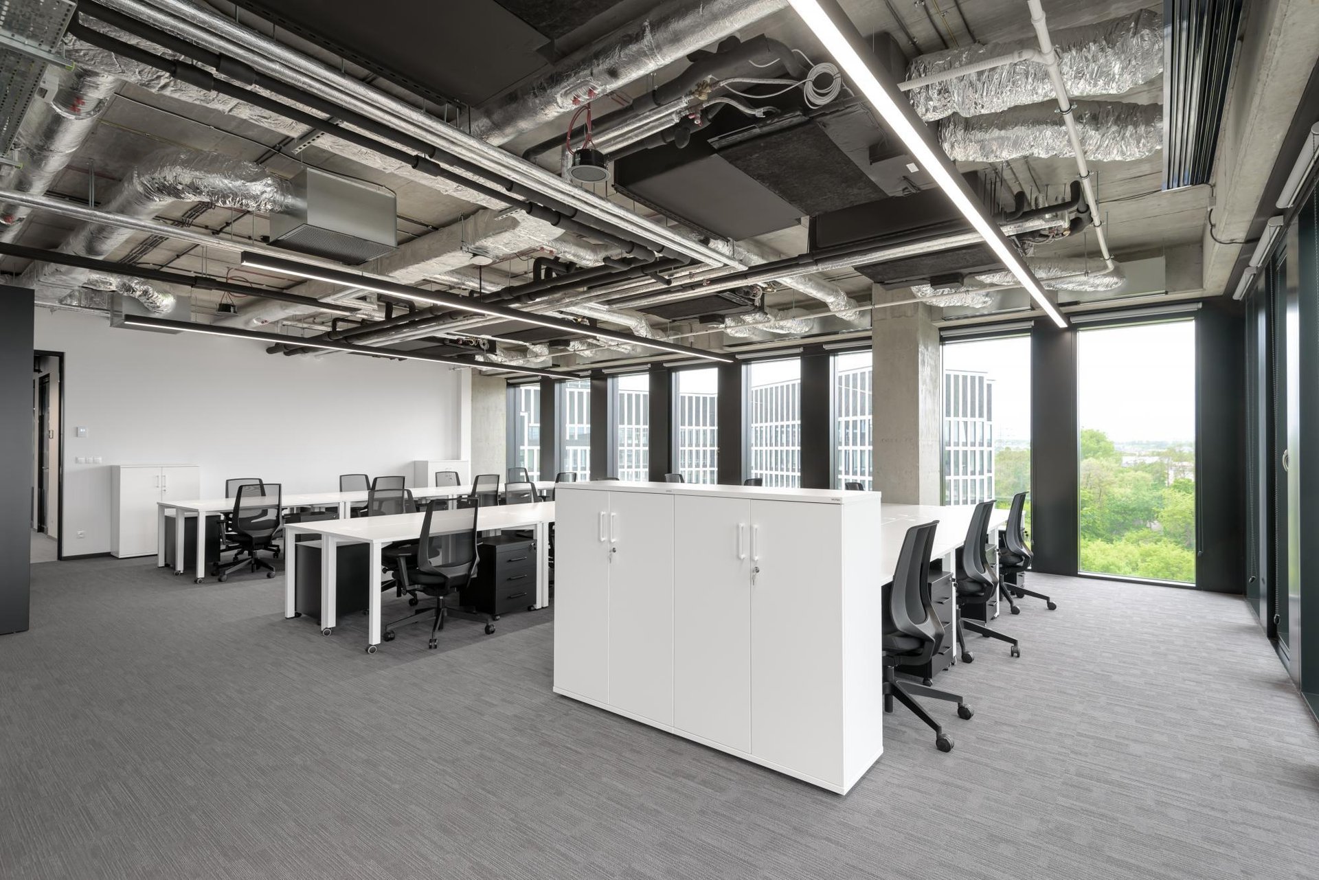 Office for 30 pers. in CitySpace Face2Face