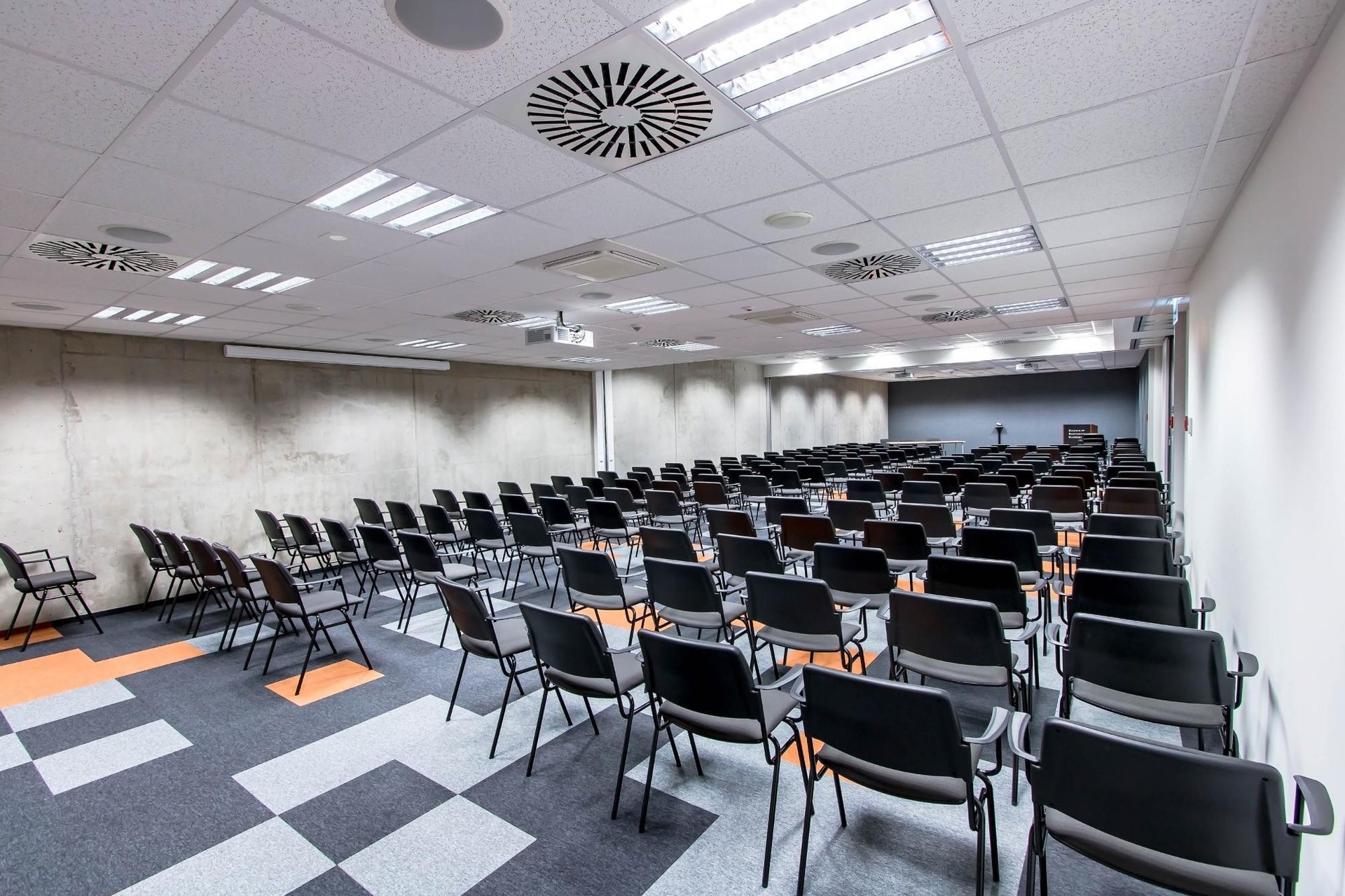 Meeting room for 200 pers. in CLUSTER Klimeckiego 1