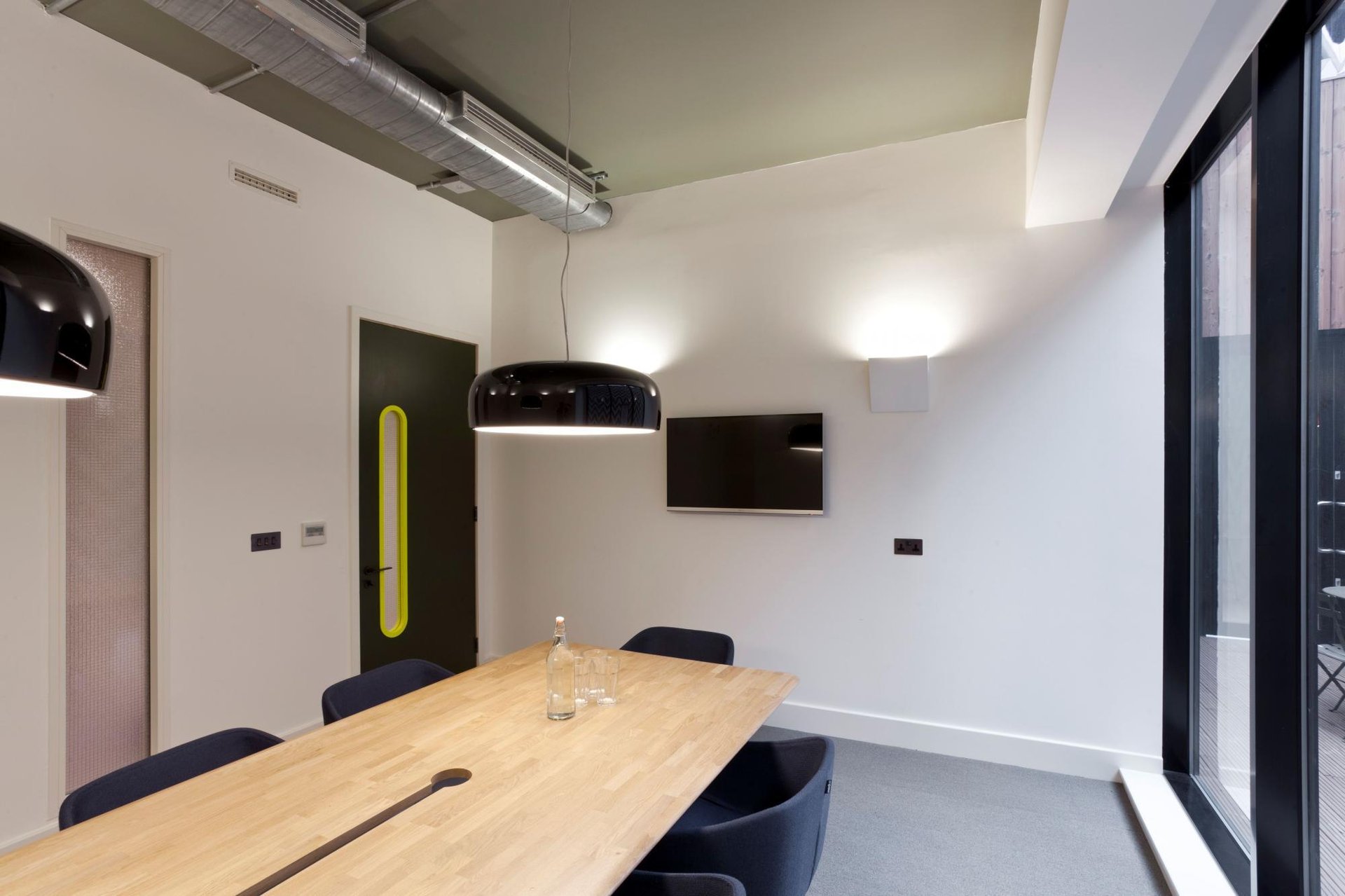 Office for 12 pers. in TOG 7 Stratford Place