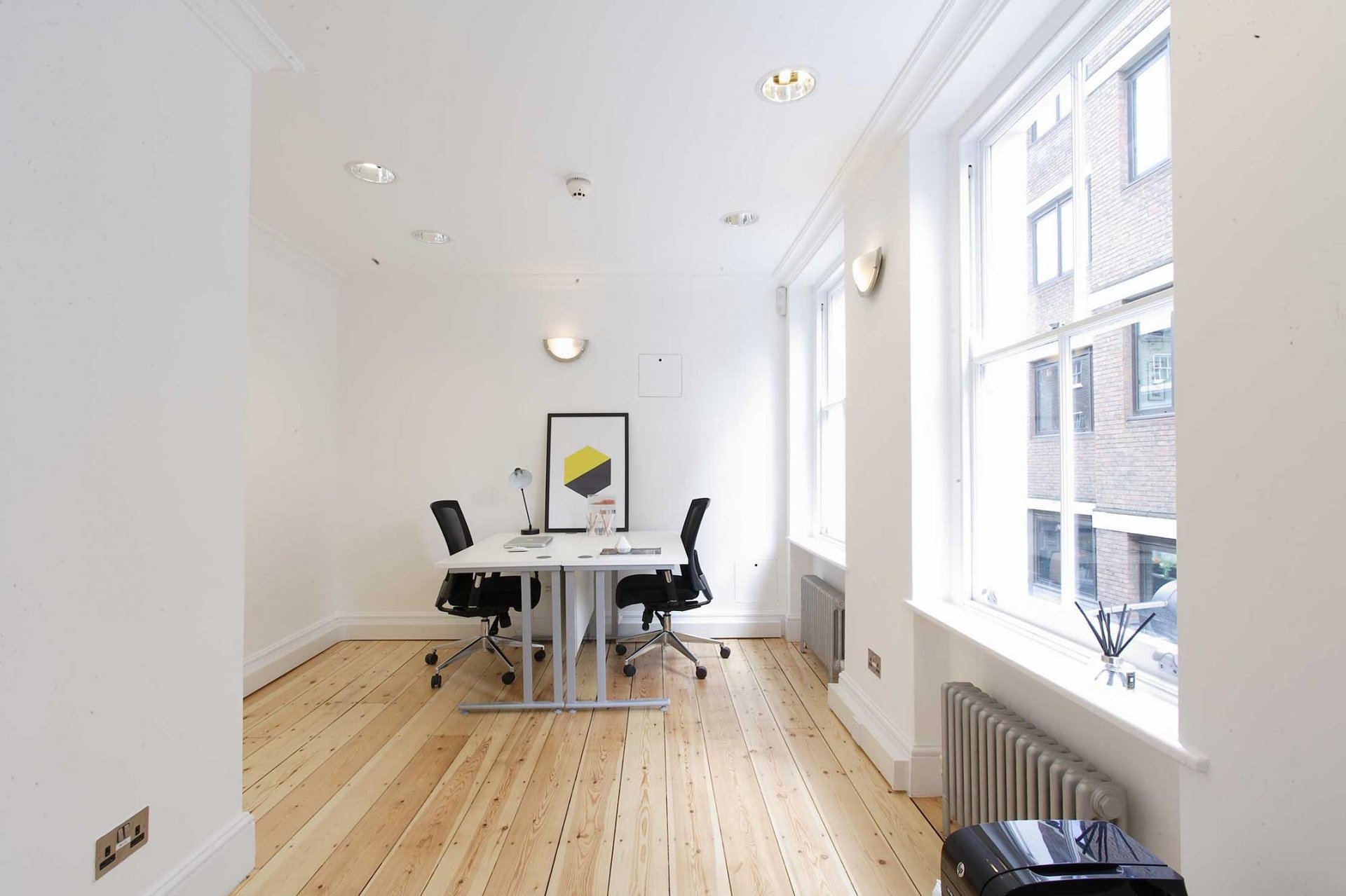 Office for 4 pers. in WorkPad, 21 CARNABY STREET - SOHO