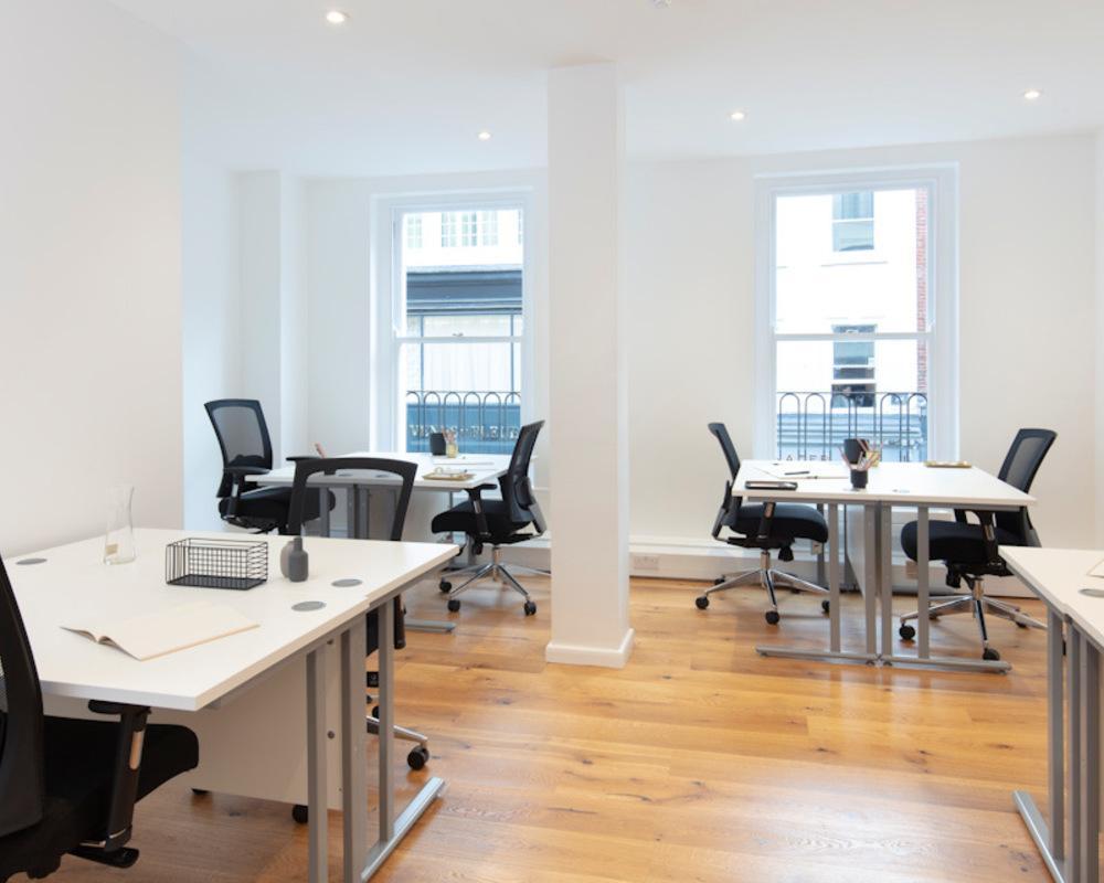Office for 10 pers. in WorkPad, 54 SOUTH MOLTON STREET - MAYFAIR