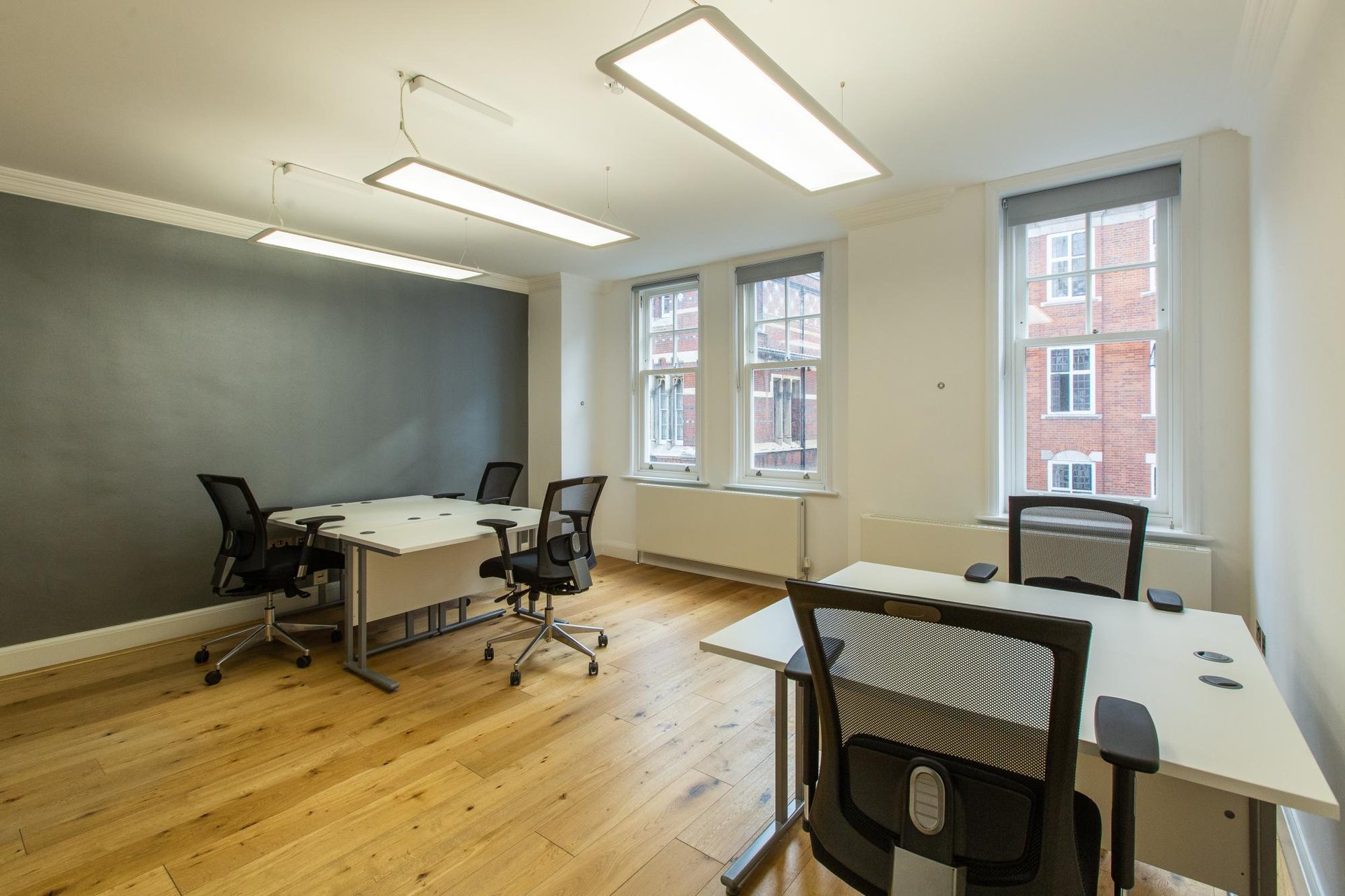 Office for 5 pers. in WorkPad, 5 MARGARET STREET- FITZROVIA