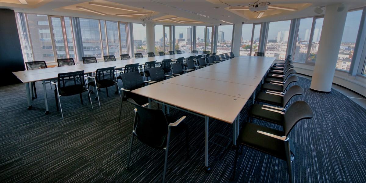 Meeting room for 90 pers. in Zebra White beIN Offices powered by BiznesHub