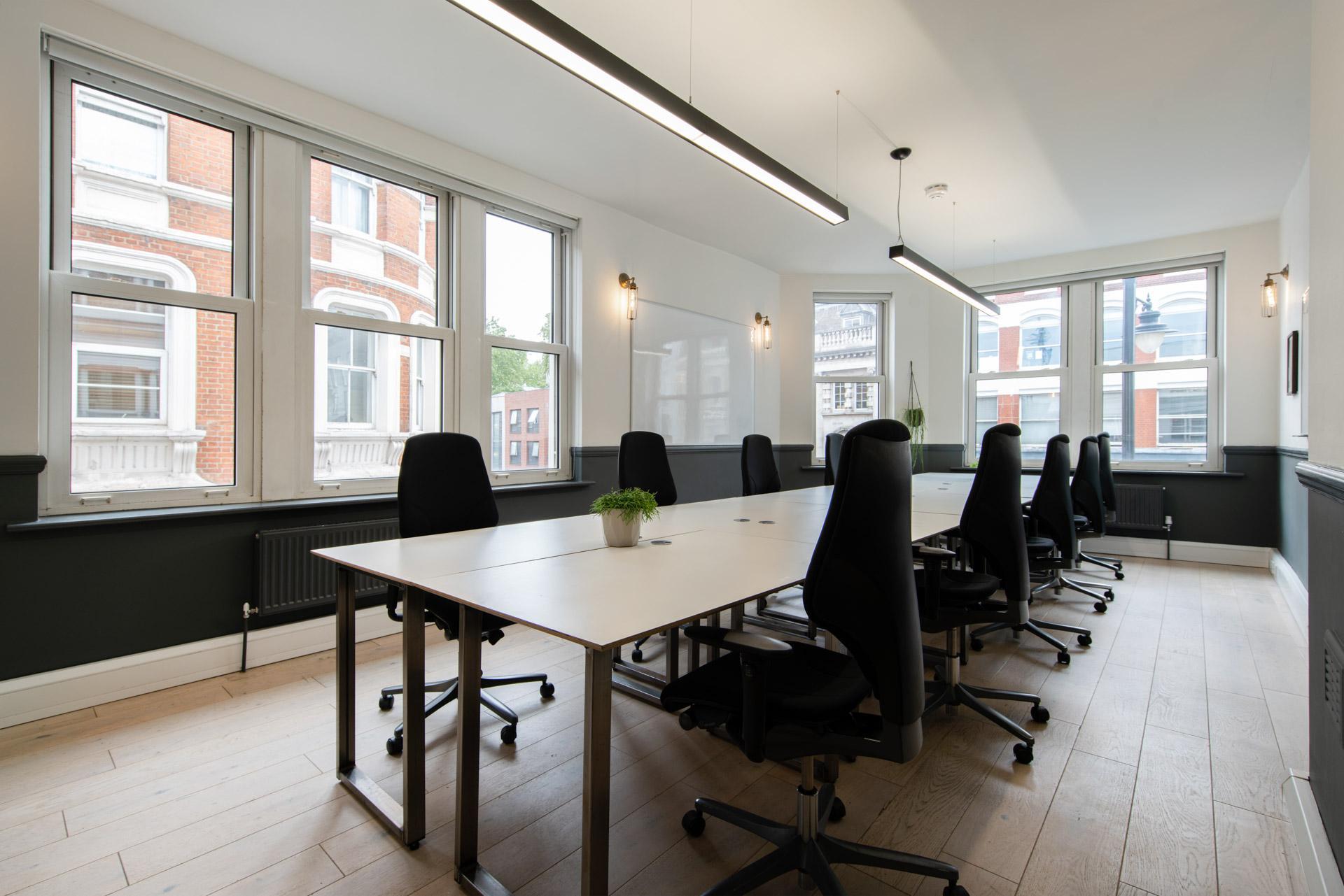 Office for 12 pers. in CANVAS 82 Rivington Street
