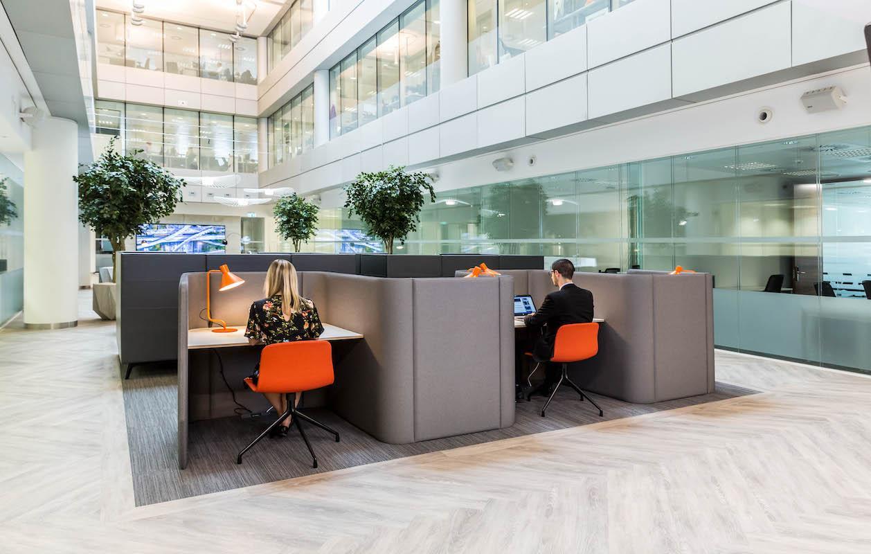 Office for 2 pers. in OREGA 70 Gracechurch Street