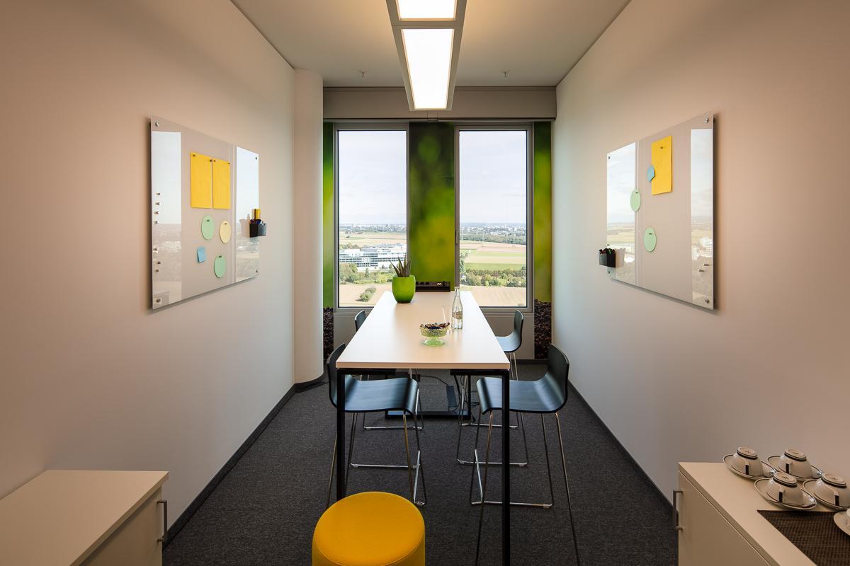 Meeting room for 4 pers. in ecos office center eschborn