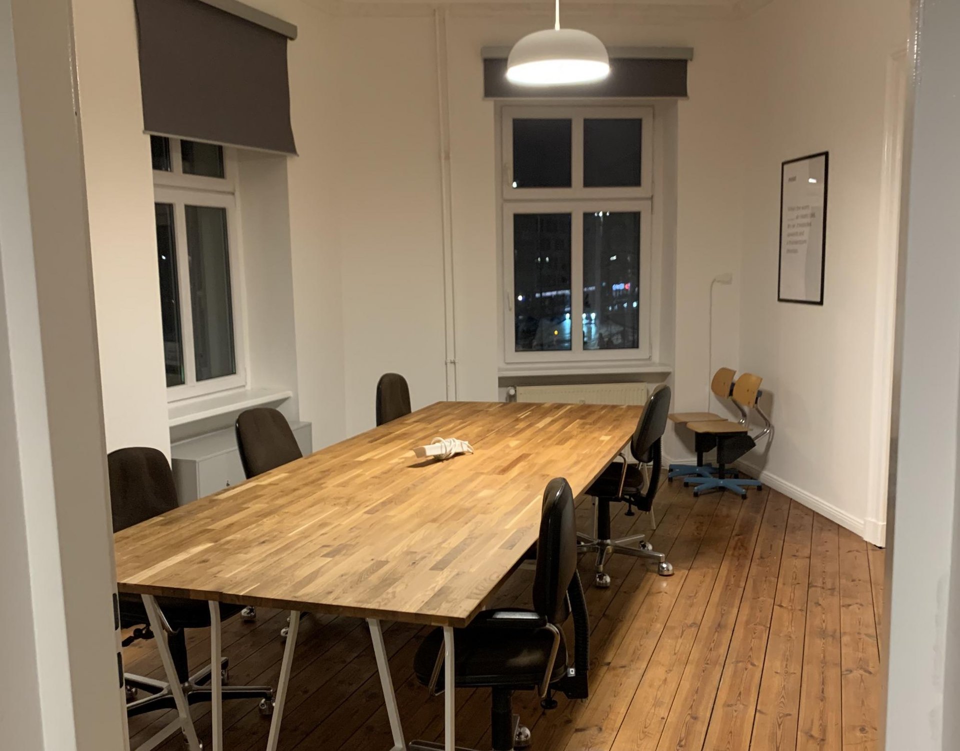 Office for 7 pers. in Us+ Coworking