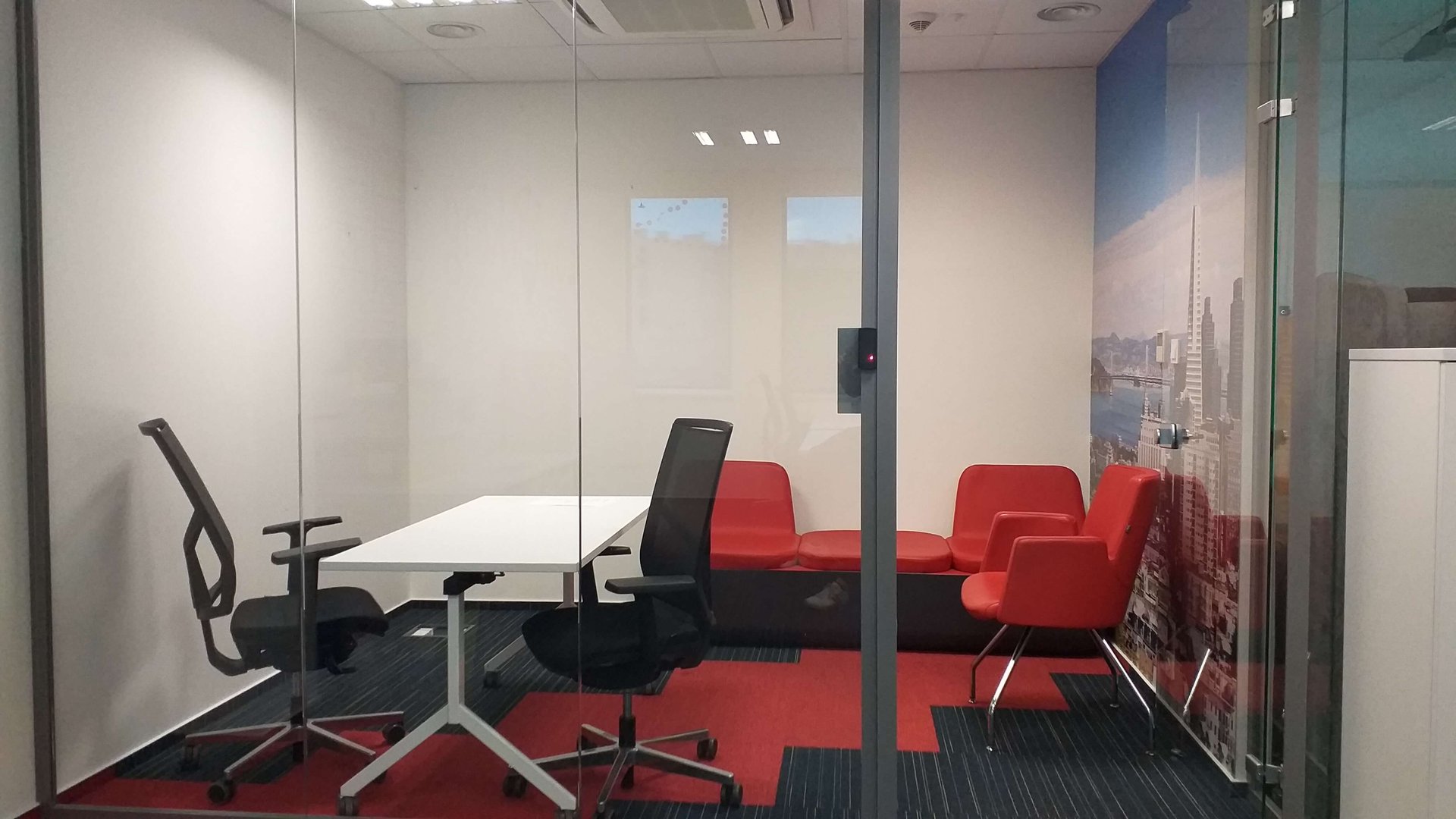 14 fős iroda itt: Lastadia Office beIN Offices powered by BiznesHub