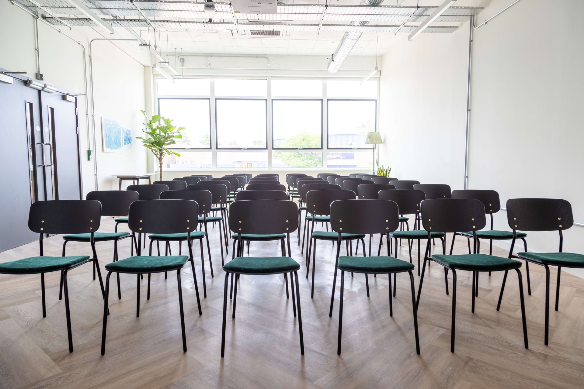 Meeting room for 65 pers. in Co-Space Stevenage