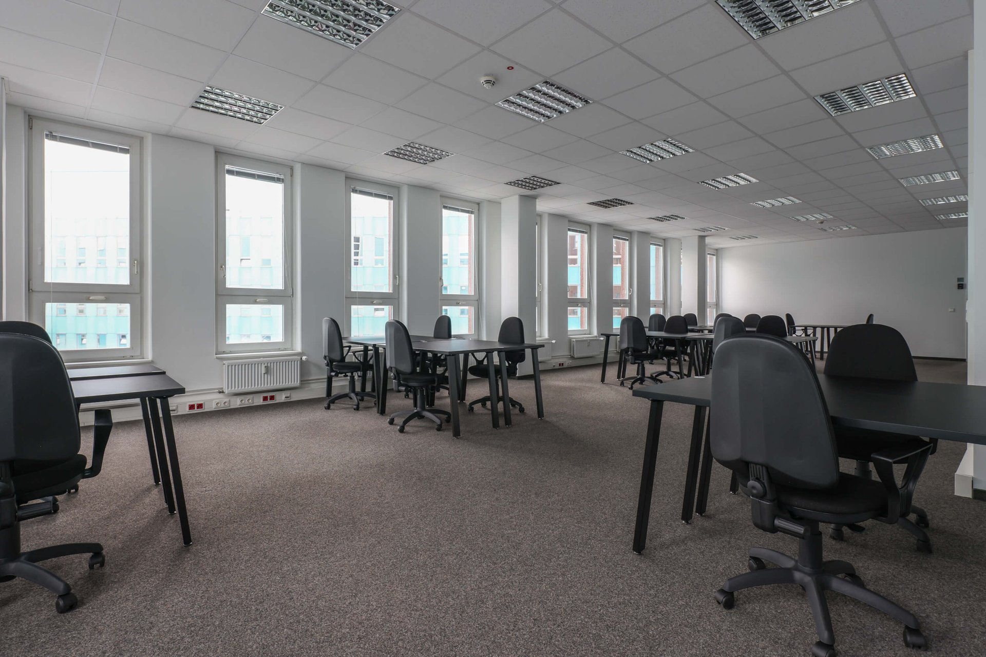 Office for 18 pers. in Top Tegel