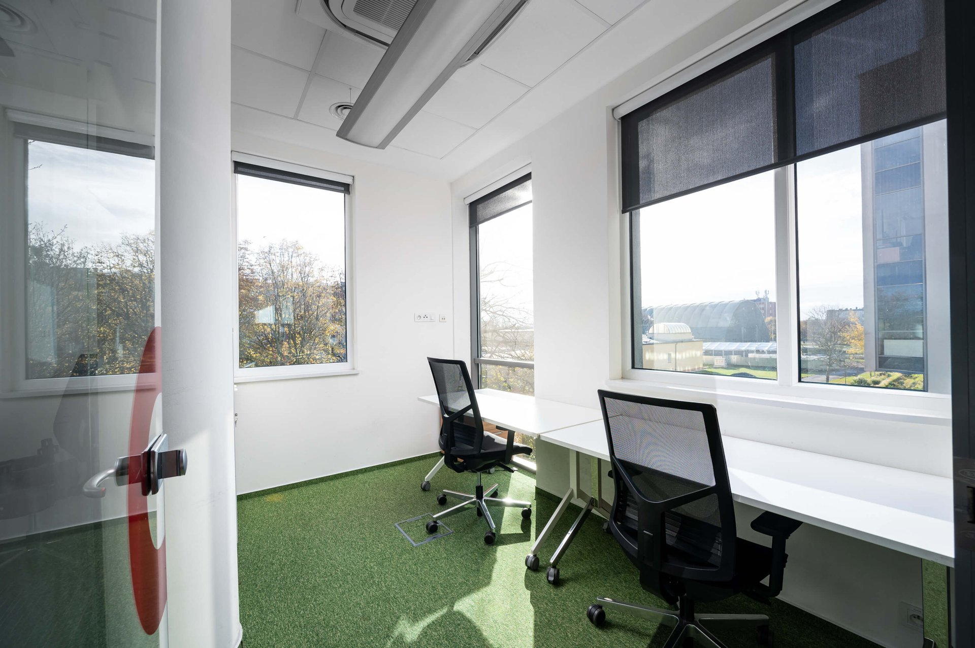 Büro für 2 Pers. in Lastadia Office beIN Offices powered by BiznesHub